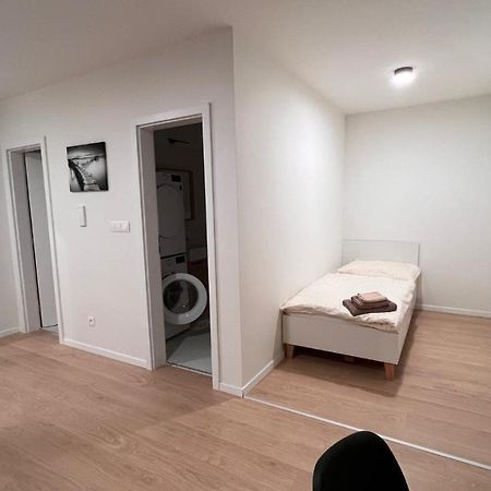 2 Room Apartment With Terrace, 2Ak Pressburg Exterior foto