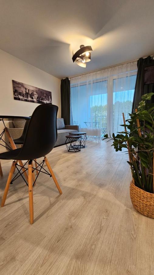 2 Room Apartment With Terrace, 2Ak Pressburg Exterior foto
